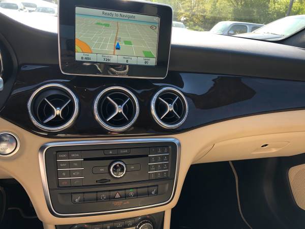 2015 Mercedes-Benz CLA250 77, 415 miles for sale in Downers Grove, IL – photo 5