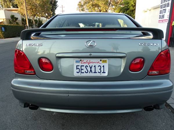 2004 LEXUS GS300! CLEAN CARFAX! RUNS AND LOOKS GREAT! SPECIAL! for sale in Santa Ana, CA – photo 5