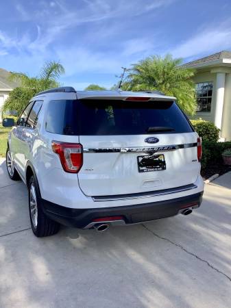 2018 Ford Explorer XLT 4WD - cars & trucks - by owner - vehicle... for sale in Sun City Center, FL – photo 2