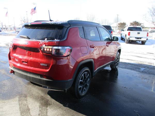 2019 JEEP COMPASS - - by dealer - vehicle automotive for sale in Forest Lake, MN – photo 5