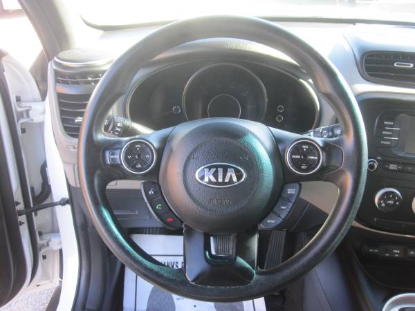 2017 Kia Soul Base 4dr Crossover 6A - - by dealer for sale in Bethany, OK – photo 22