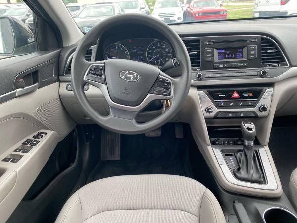 2018 Hyundai Elantra SE 4dr Sedan 6A (US) - - by for sale in West Chester, OH – photo 17