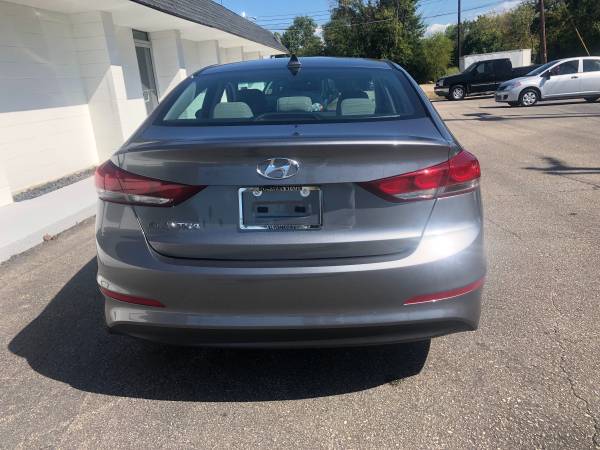 2018 HYUNDAI ELANTRA VALUE EDITION (ONE OWNER 11,000 MILES)SJ for sale in Raleigh, NC – photo 8