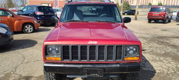 1998 Jeep Cherokee 4wd - - by dealer - vehicle for sale in Lansing, MI – photo 3