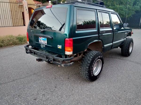 1998 Jeep Cherokee sport lifted for sale in El Paso, TX – photo 4