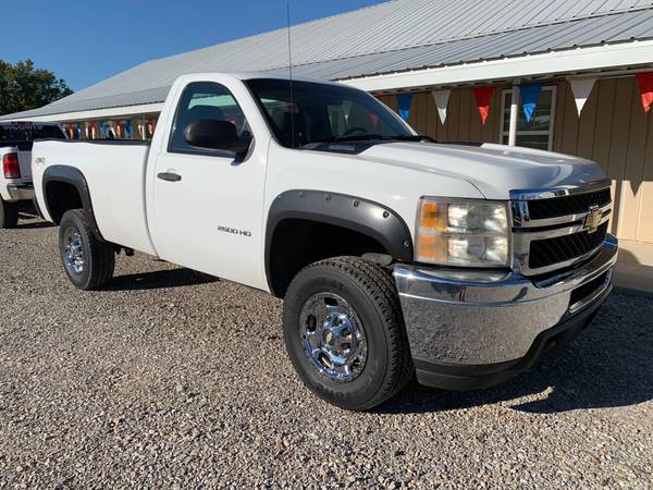 2011 CHEVROLET K2500 REGULAR CAB LONG BED 6.0L GAS 4WD *VERY CLEAN* for sale in Stratford, TX – photo 2