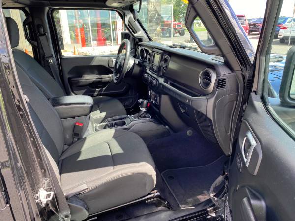 2018 JEEP WRANGLER UNLIMITED SPORT S 4X4 - cars & trucks - by dealer... for sale in Champlain, NY – photo 7