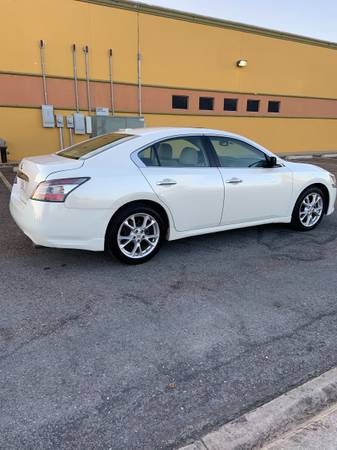 2014 Nissan Maxima / Premium Package - cars & trucks - by owner -... for sale in McAllen, TX – photo 6