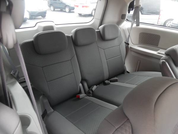 2010 Chrysler Town and Country - cars & trucks - by dealer - vehicle... for sale in New Britain, CT – photo 10
