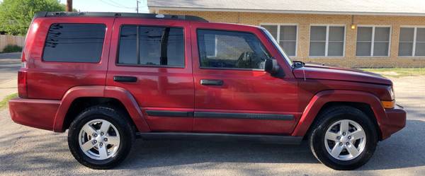 JEEP COMMANDER FOR SALE - - by dealer - vehicle for sale in San Antonio, TX – photo 9