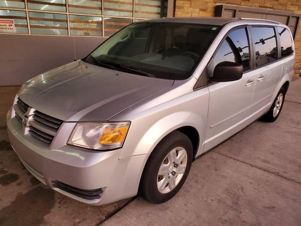 2009 DODGE GRAND CARAVAN - cars & trucks - by dealer - vehicle... for sale in MILWAUKEE WI 53209, WI – photo 2