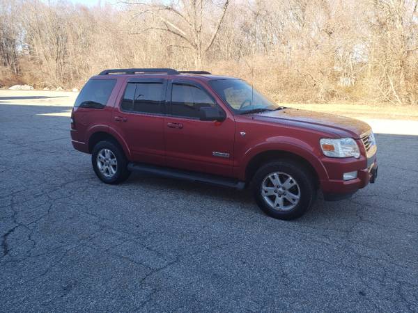 2007 Ford Explorer XLT w/low miles for sale in New London, CT – photo 5