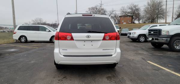 2010 Toyota Sienna XLE - - by dealer - vehicle for sale in Omaha, NE – photo 6
