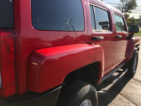 Clean! 2007 Hummer H3! AWD! Guaranteed Finance! for sale in Ortonville, MI – photo 11