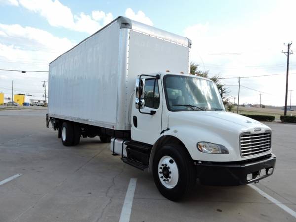 2013 FREIGHTLINER M2 26 FOOT W/CUMMINS with for sale in Grand Prairie, TX – photo 18