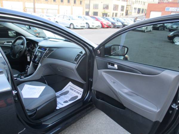 2013 Hyundai Sonata GLS Hot Deal/Clean Title & Carfax - cars & for sale in Roanoke, VA – photo 17