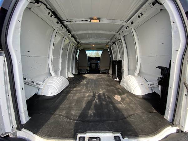 2014 GMC Savana G-2500 Cargo Van ****88K MILES****V-8 ENGINE*** -... for sale in SWARTZ CREEK,MI, PA – photo 16