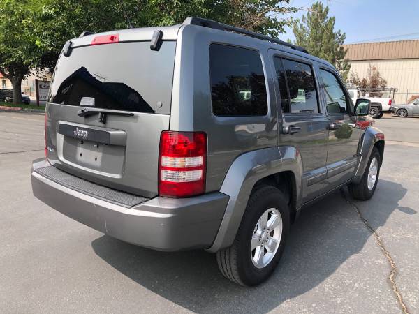2012 Jeep Liberty SPORT- LEATHER, 4x4, SUNROOF, LOW MIs, GREAT... for sale in Sparks, NV – photo 3