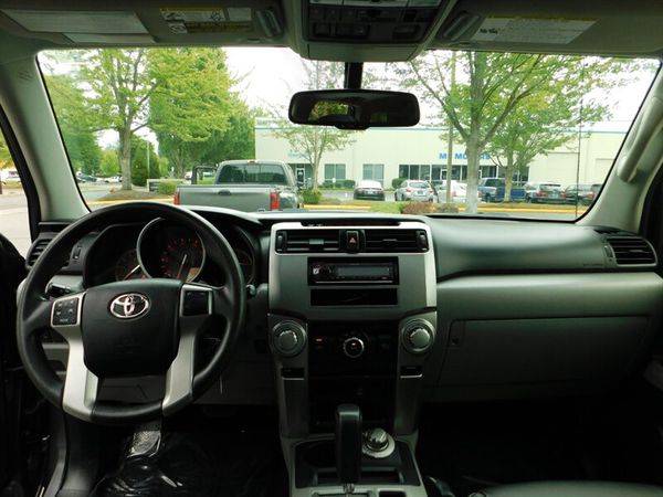 2013 Toyota 4Runner SR5 / 4X4 / LEATHER / SUNROOF / 1-OWNER / LIFTED... for sale in Portland, OR – photo 14
