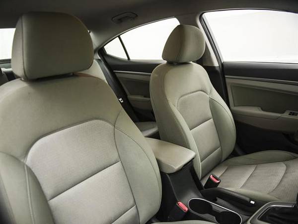 2017 Hyundai Elantra SE Sedan 4D sedan Gray - FINANCE ONLINE for sale in Denver , CO – photo 5