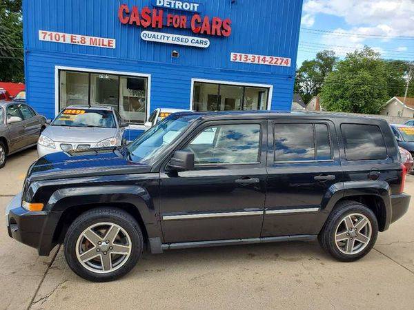 2008 Jeep Patriot Limited 4x4 4dr SUV w/CJ1 Side Airbag Package -... for sale in Warren, MI – photo 2
