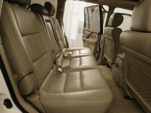 2003 Toyota Land Cruiser Sport Utility 4X4/3rd Seat/Leather for sale in Gladstone, OR – photo 14