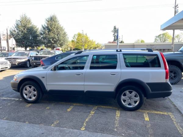 2006 Volvo XC70 5dr Wgn 2 5L Turbo AWD - - by dealer for sale in Portland, OR – photo 7