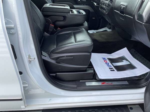 2018 Chevrolet Chevy Silverado 2500HD LT 4x4 4dr Crew Cab SB Diesel for sale in Plaistow, MA – photo 18