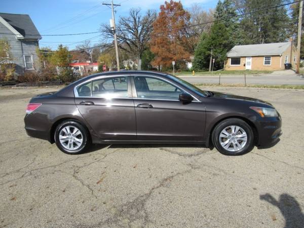 2011 Honda Accord LX P 4dr Sedan - - by dealer for sale in Bloomington, IL – photo 3