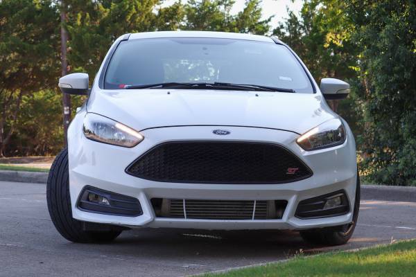 2016 Ford Focus ST • ST 3 • Hatchback 4D - cars & trucks - by owner... for sale in Garland, TX – photo 17