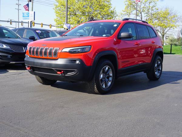 2019 Jeep Cherokee Trailhawk - - by dealer - vehicle for sale in Ann Arbor, MI – photo 4