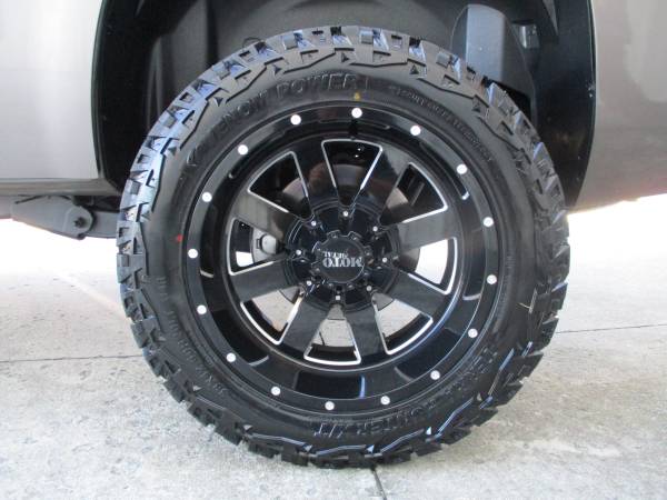 LIFTED 2012 CHEVY TAHOE 4X4 LT 20" MOTO METAL WHEELS *NEW 33X12.50'S!! for sale in KERNERSVILLE, NC – photo 24