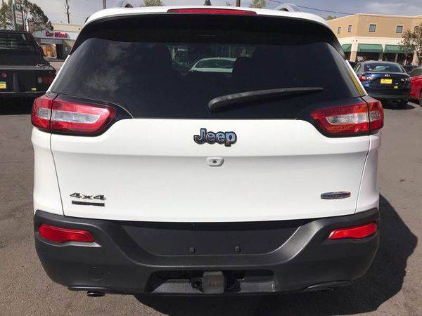 2014 Jeep Cherokee Latitude 4x4 4dr SUV - BAD CREDIT... for sale in Denver , CO – photo 8