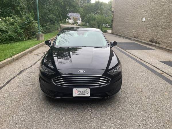 Wow! A 2019 Ford Fusion Hybrid with only 26,809 Miles-eastern CT -... for sale in New London, CT – photo 2