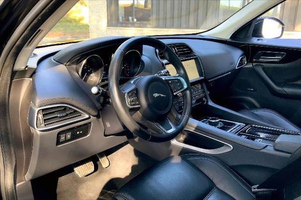 2019 Jaguar F-PACE 30t Prestige Sport Utility 4D SUV - cars & trucks... for sale in Finksburg, MD – photo 8