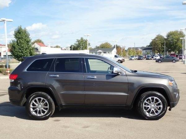 2015 Jeep Grand Cherokee SUV Limited (Granite Crystal for sale in Sterling Heights, MI – photo 9