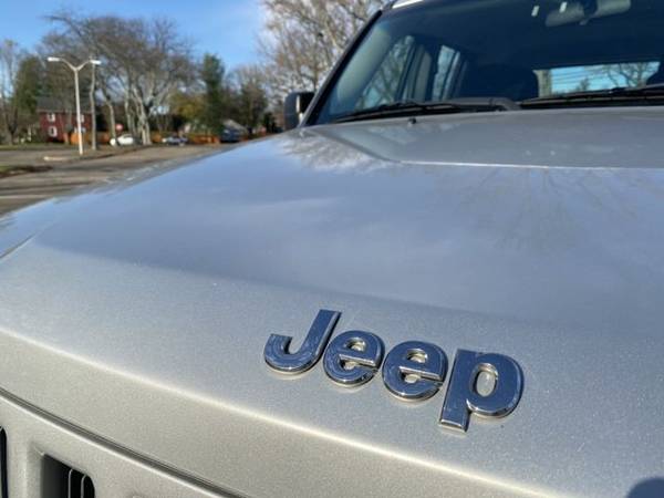 ** 2012 Jeep Liberty Excellent Condition! * Like New *Drive Today! *... for sale in East Northport, NY – photo 17
