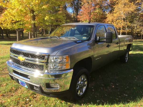 2013 Chevrolet 3500 HD Duramax Diesel Crew Cab Long Box for sale in Isanti, MN – photo 2
