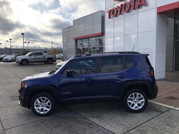 2018 Jeep Renegade Latitude CALL/TEXT - cars & trucks - by dealer -... for sale in Gladstone, OR – photo 3