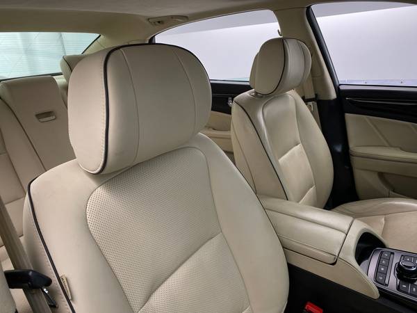 2014 Hyundai Equus Signature Sedan 4D sedan White - FINANCE ONLINE -... for sale in Covington, OH – photo 19