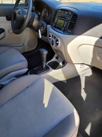 2009 Hyundai Accent low miles - cars & trucks - by owner - vehicle... for sale in Albuquerque, NM – photo 8