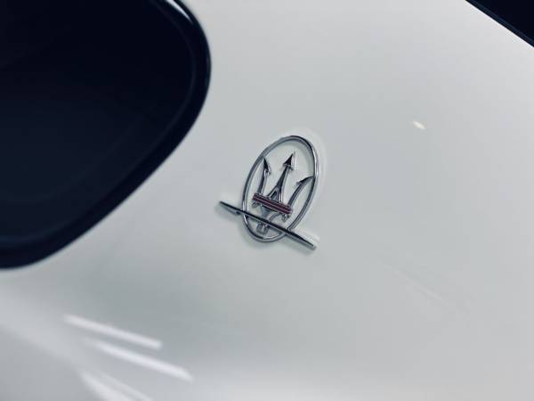 2014 Maserati GranTurismo Sport Heated Seats Backup Cam Carbon Fiber... for sale in Portland, OR – photo 10