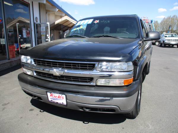 2001 CHEVY SUBURBAN 1500 4X4 - - by dealer - vehicle for sale in Longview, WA – photo 3