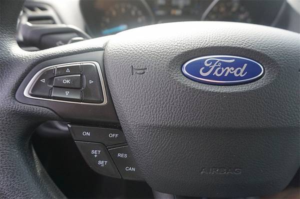 2017 Ford Escape 4d SUV FWD SE for sale in Cincinnati, OH – photo 15