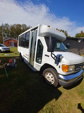 2006 E350 passenger Super Duty for sale in Sweet Home, AR – photo 4