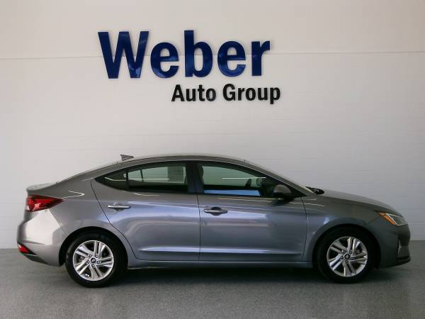 2020 Hyundai Elantra SEL - - by dealer - vehicle for sale in Silvis, IA