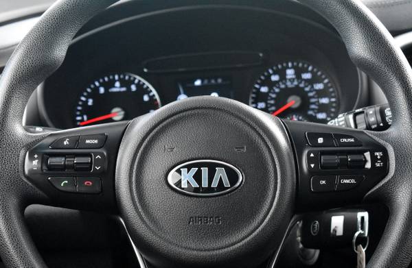 2016 Kia Sorento AWD 4dr 3.3L LX for sale in Redmond, OR – photo 18