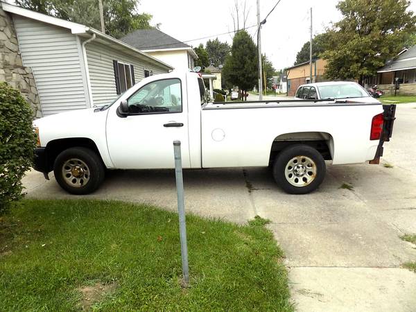 2011 CHEVY SILVERADO*TOMMY LIFT - cars & trucks - by owner - vehicle... for sale in Frankfort, IN – photo 3