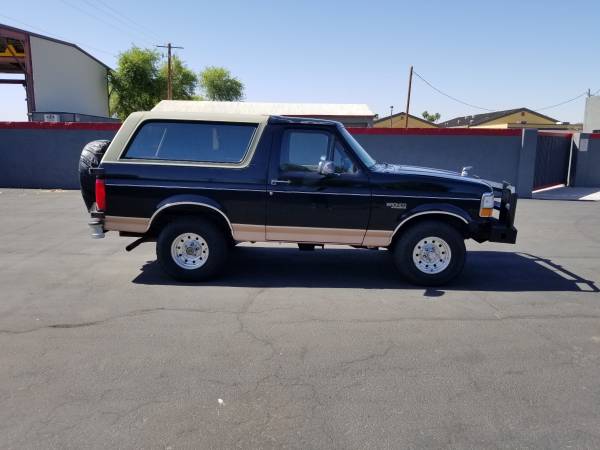 1994 ford bronco 5 8 automatic 4x4 for sale in Chandler, AZ – photo 4