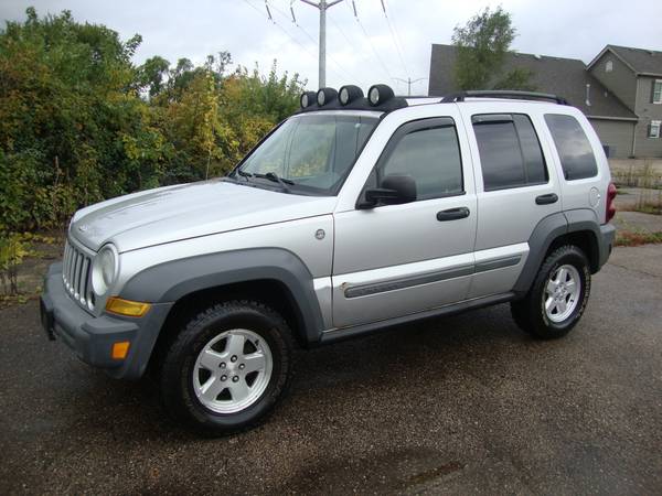 2005 Jeep Liberty 4X4 Diesel (1 Owner/Low Miles) for sale in Racine, WI – photo 2